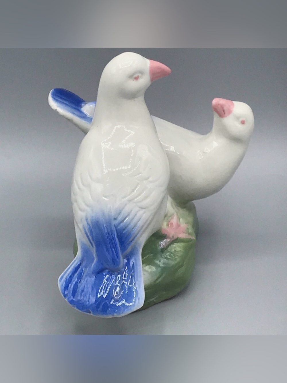 Vintage Porcelain Love Birds Figurine - White & Blue with Pink Beaks - Picture 2 of 5
